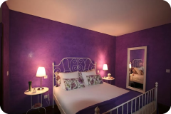 Quarto Lilás